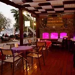 Sarsilmaz Otel 3*