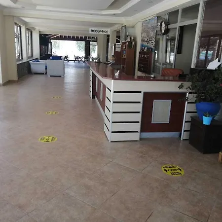 Sarsilmaz 3* オータキャンツ